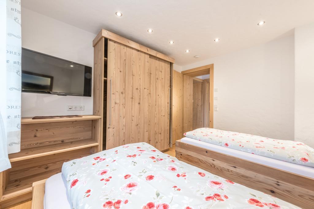 Haus Moesenlechner Daire Maishofen Dış mekan fotoğraf